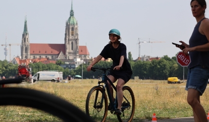 Fahrradtraining auf der Theresienwiese